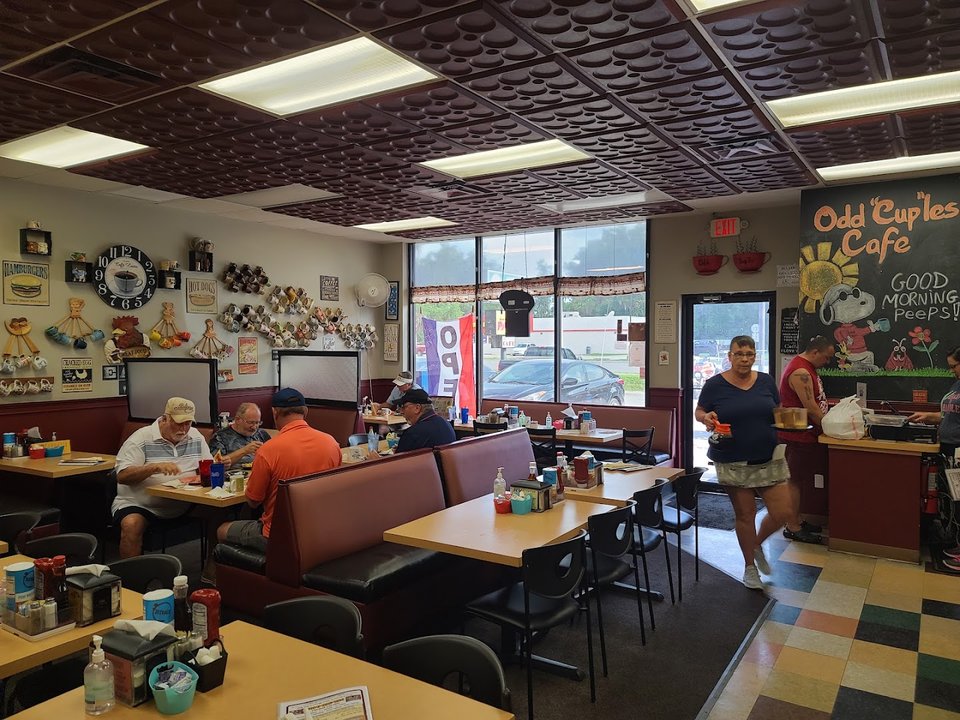 Bright breakfast spot with counter service.